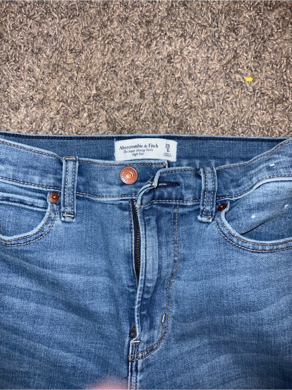 Abercrombie & Fitch Women's Light Blue Skinny Jeans